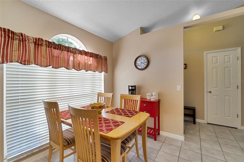 158 HEAVENWOOD CT