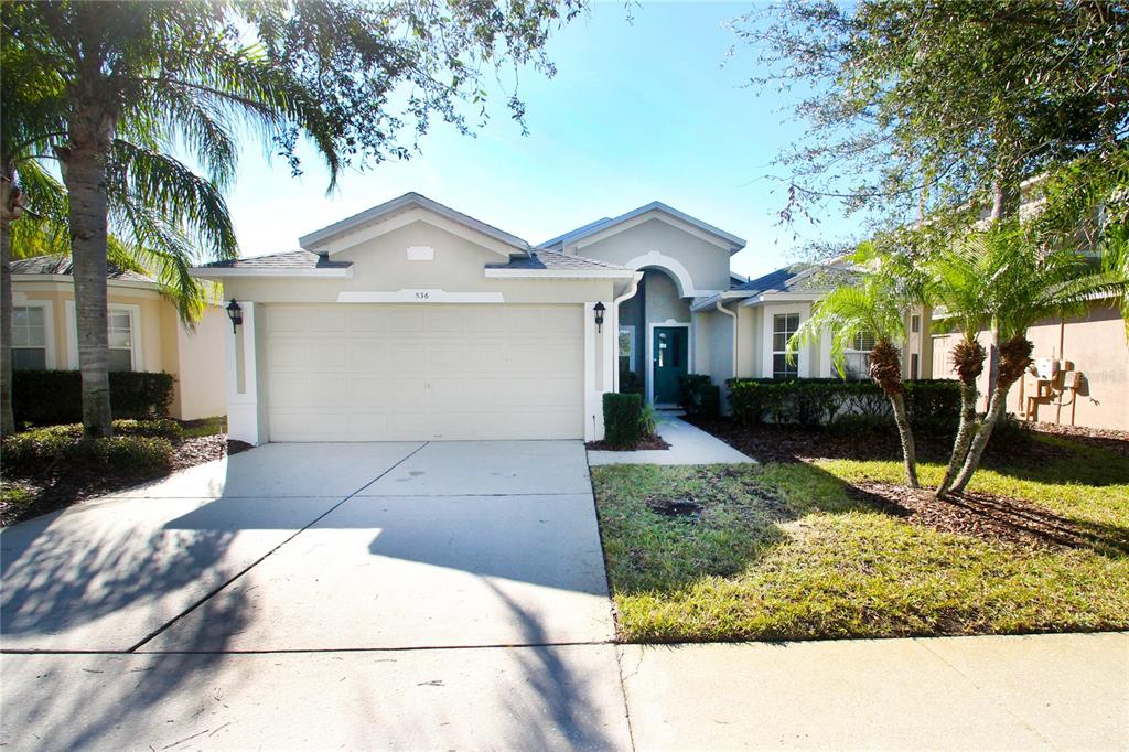 536 HENLEY CIR