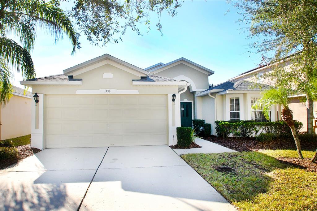 536 HENLEY CIR