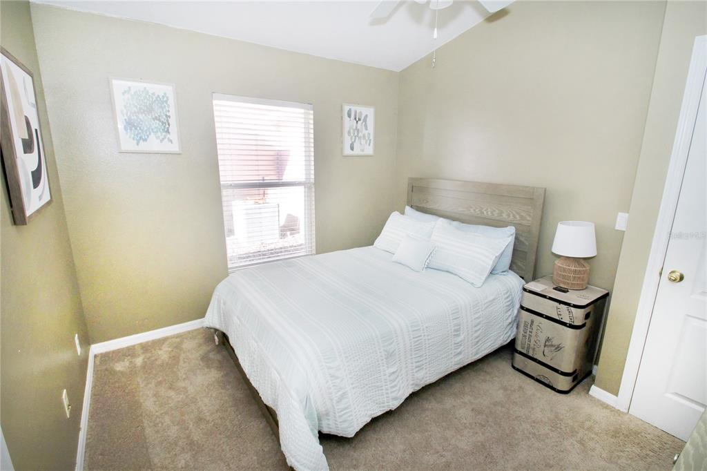 536 HENLEY CIR