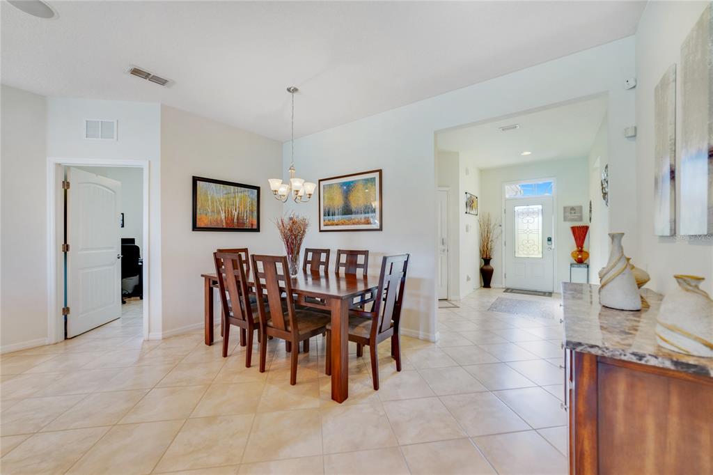 112 DEL SOL AVE