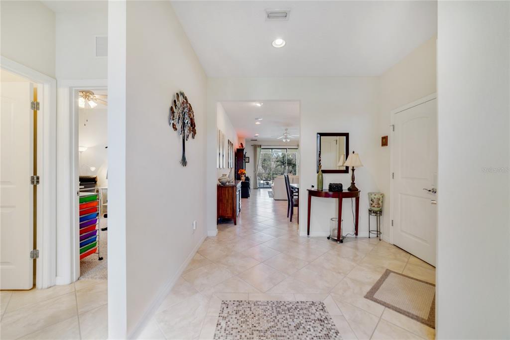 112 DEL SOL AVE