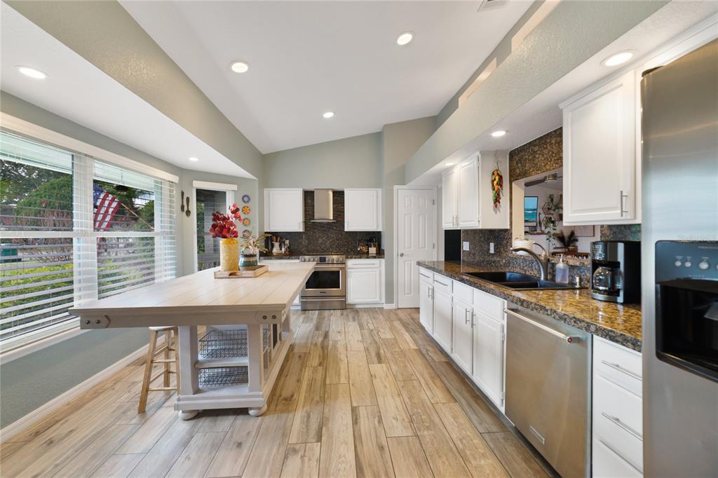 1530 SPRING RIDGE CIR