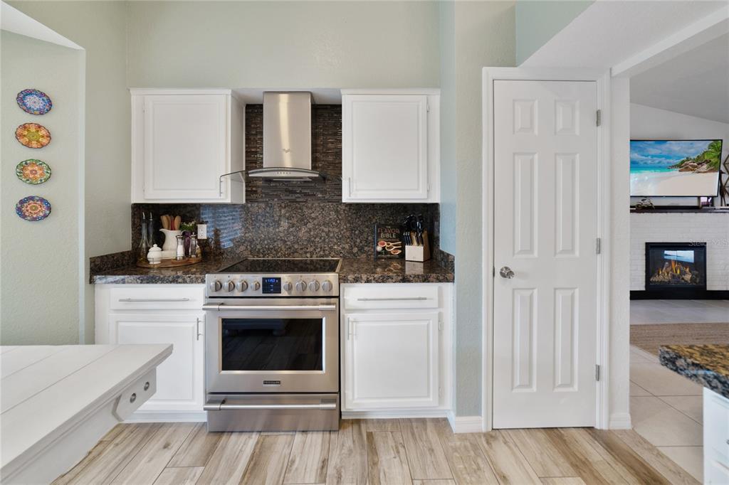 1530 SPRING RIDGE CIR