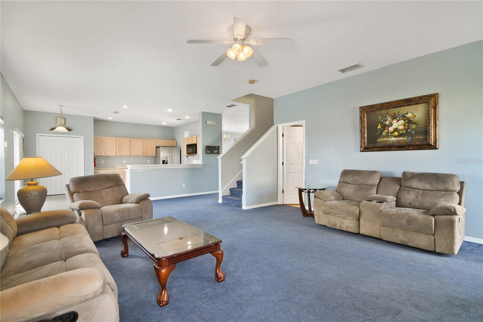410 LOCKBREEZE DR