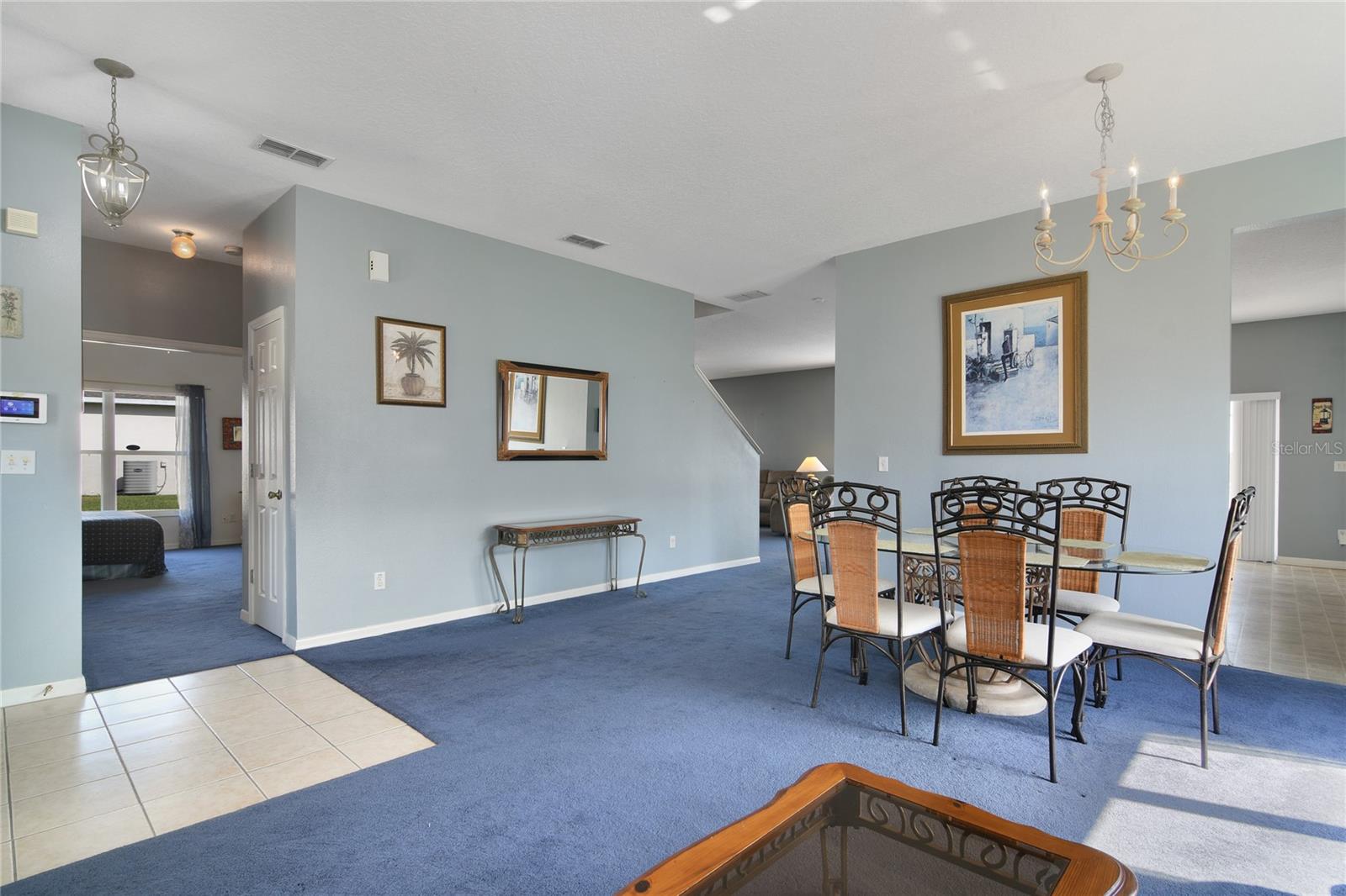 410 LOCKBREEZE DR