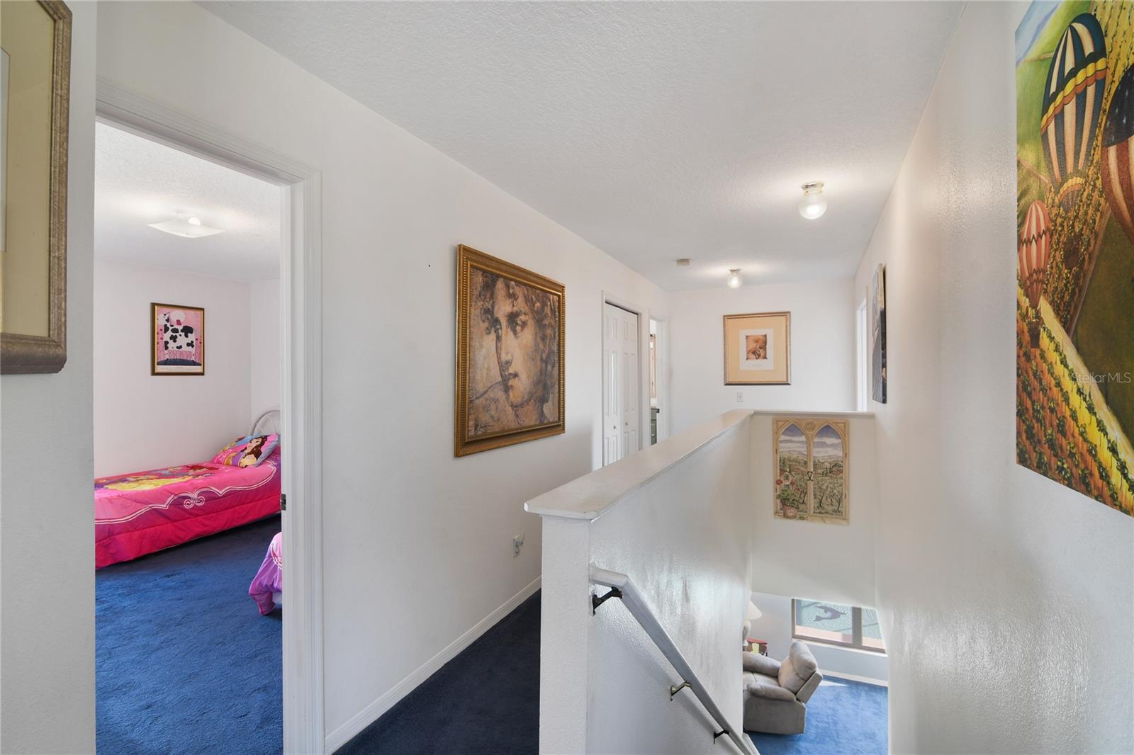 410 LOCKBREEZE DR