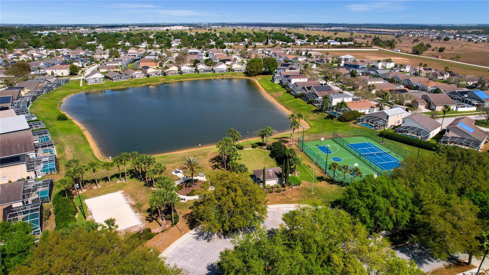 410 LOCKBREEZE DR