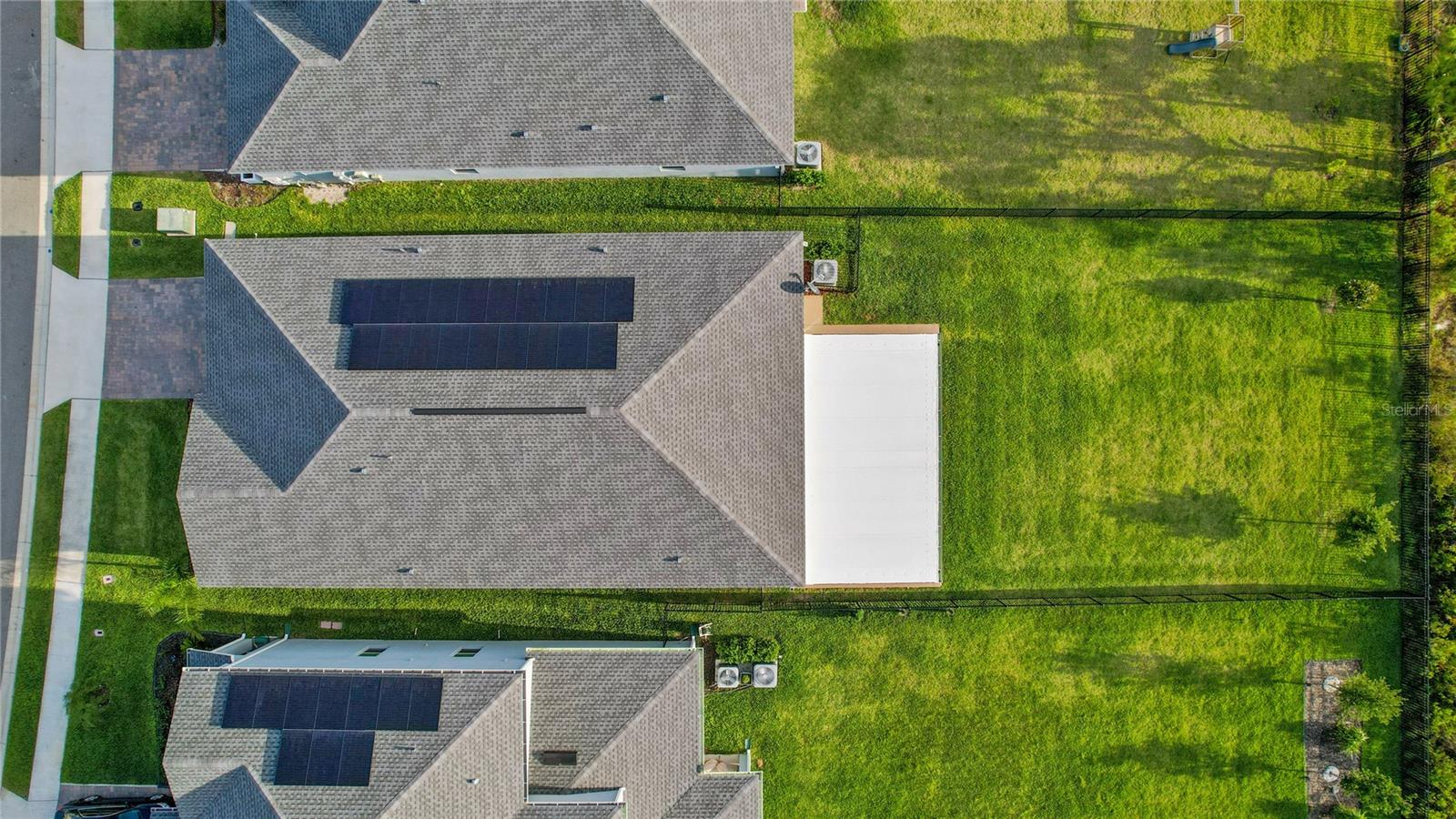2633 CAMDEN PARK LOOP