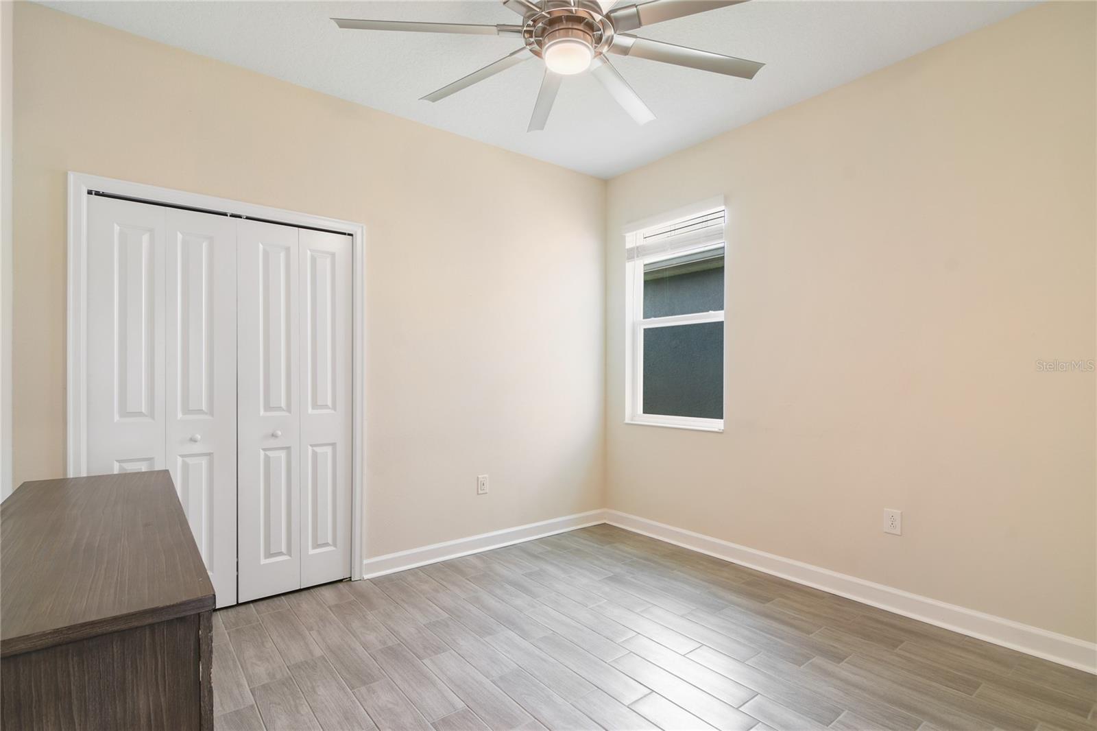2633 CAMDEN PARK LOOP