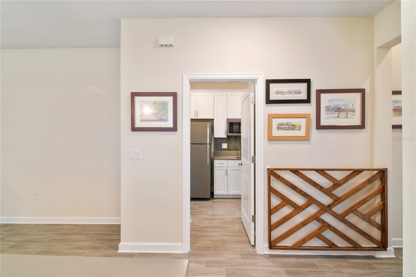 2633 CAMDEN PARK LOOP