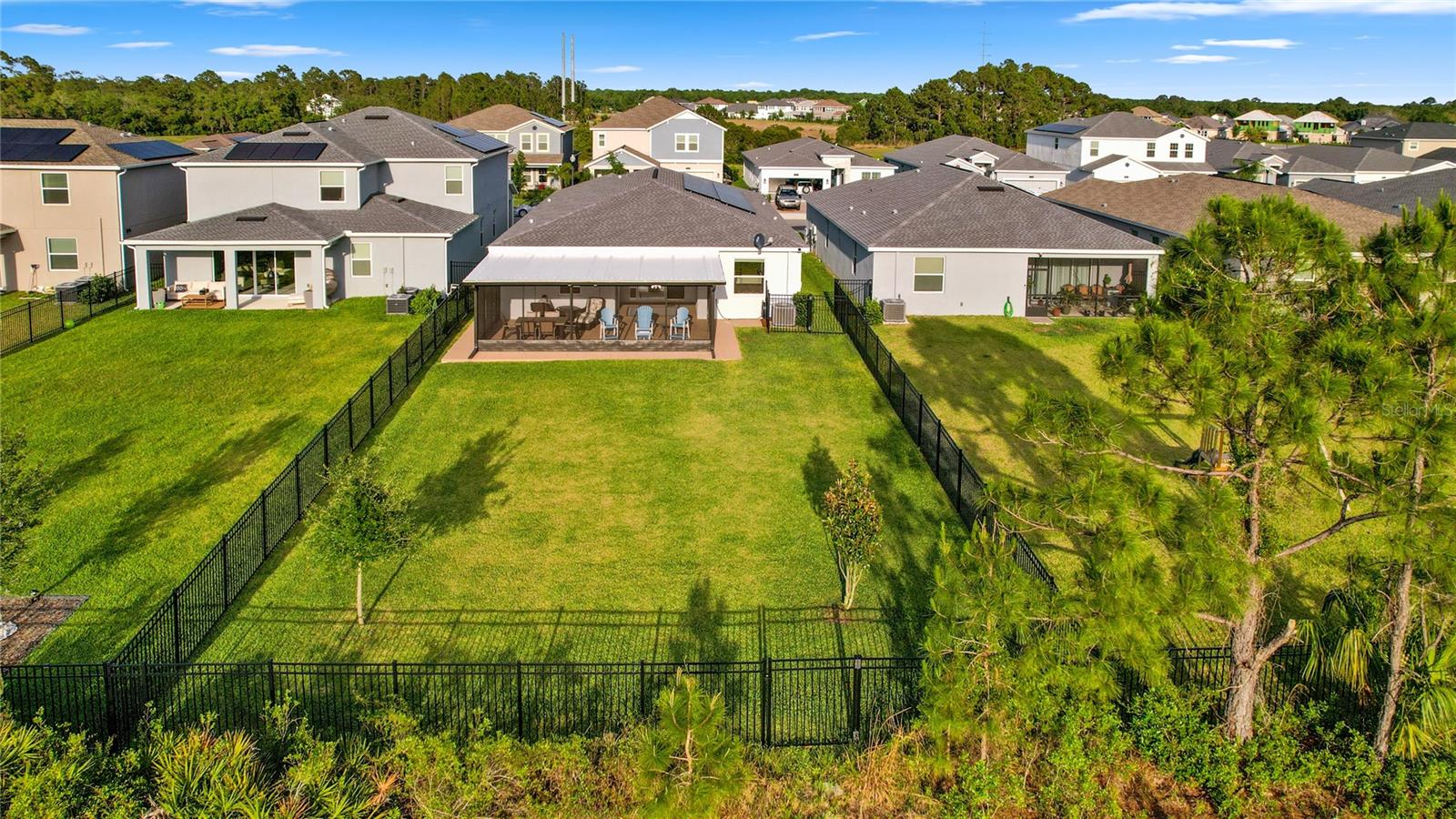 2633 CAMDEN PARK LOOP