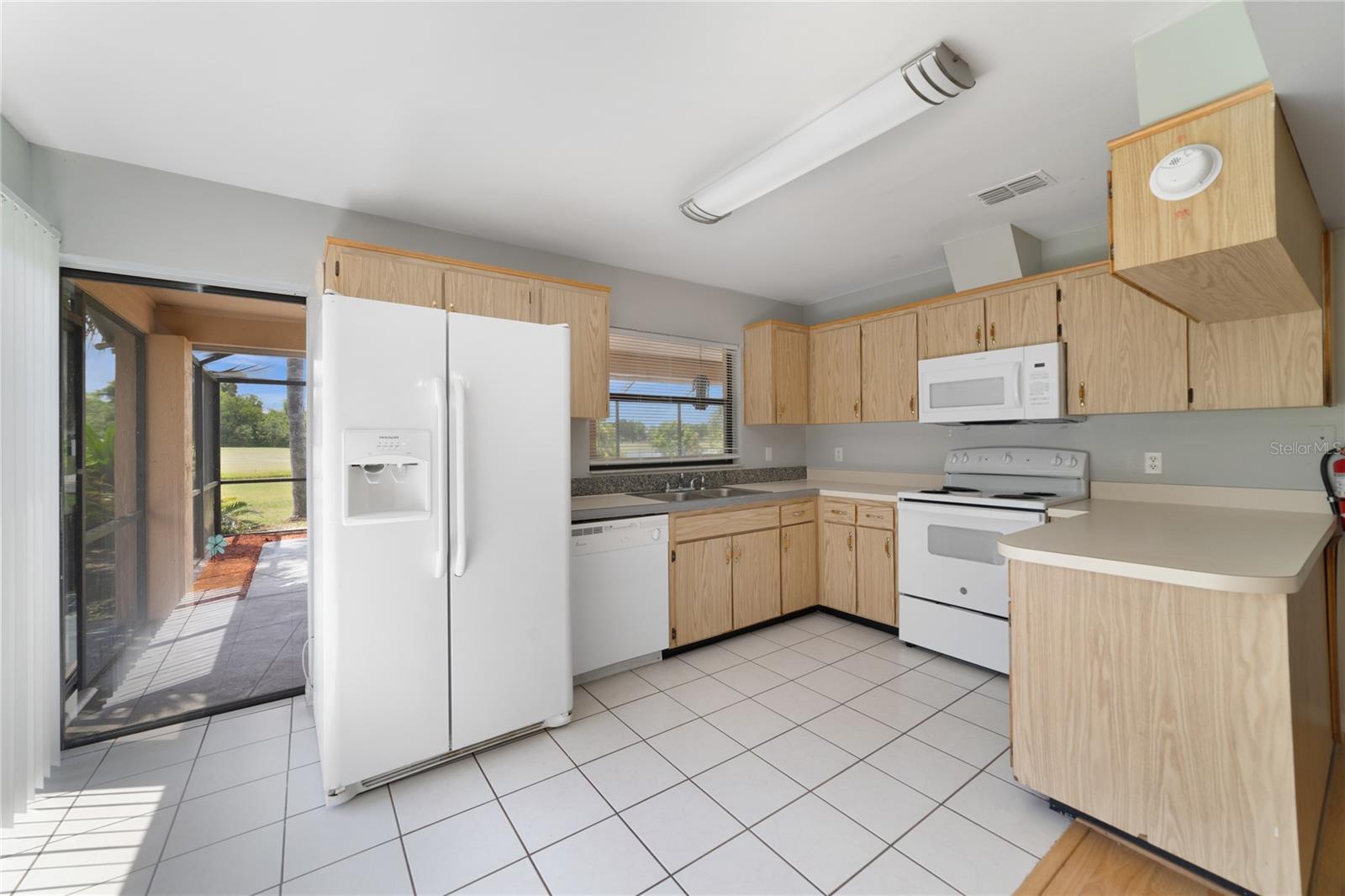 619 CADDY DR