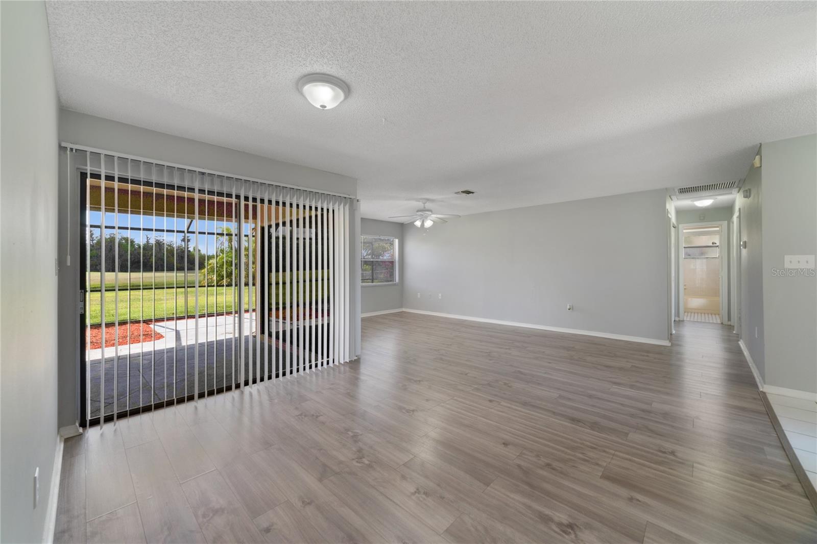 619 CADDY DR