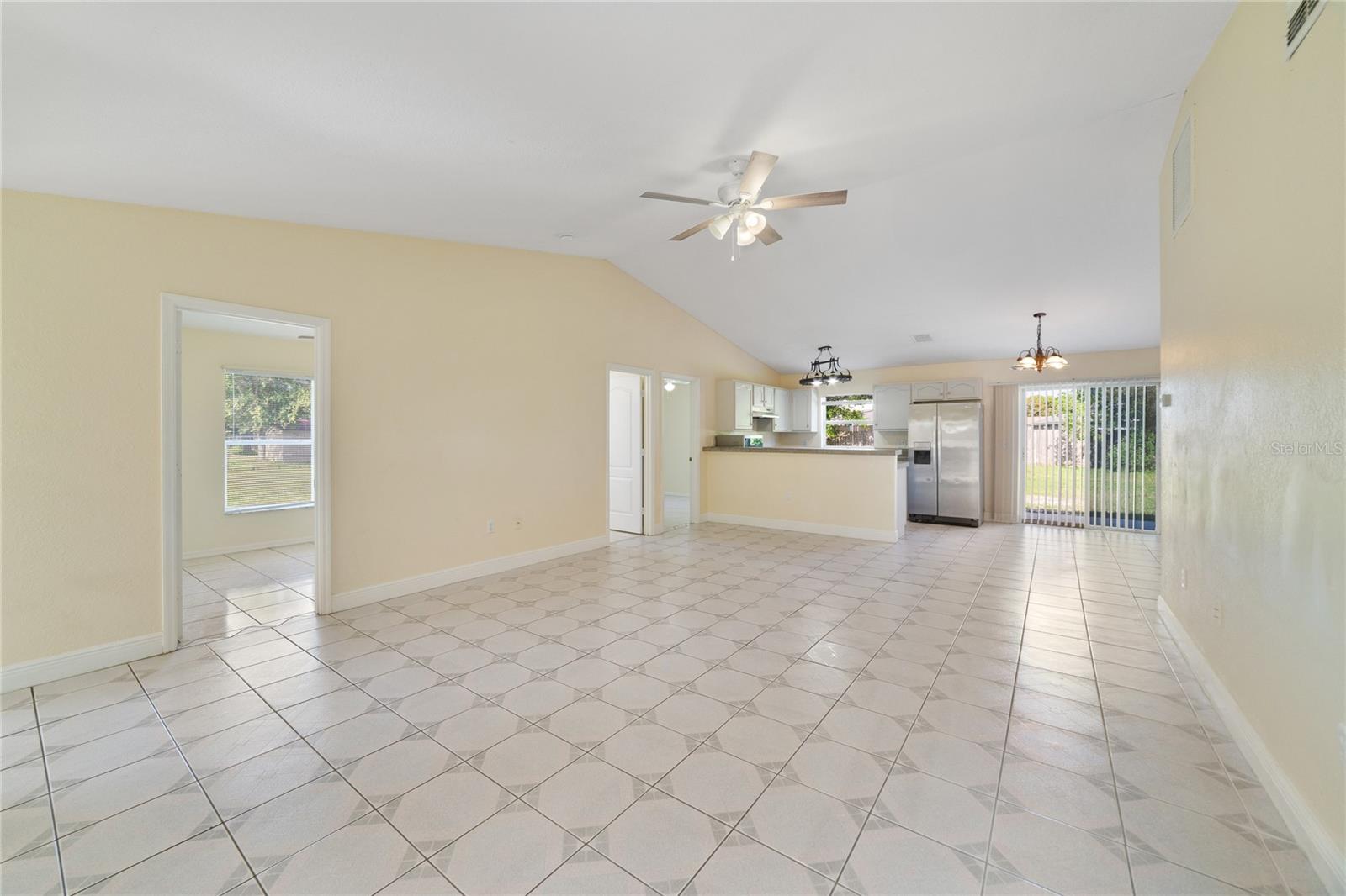 614 TAMARIN LN
