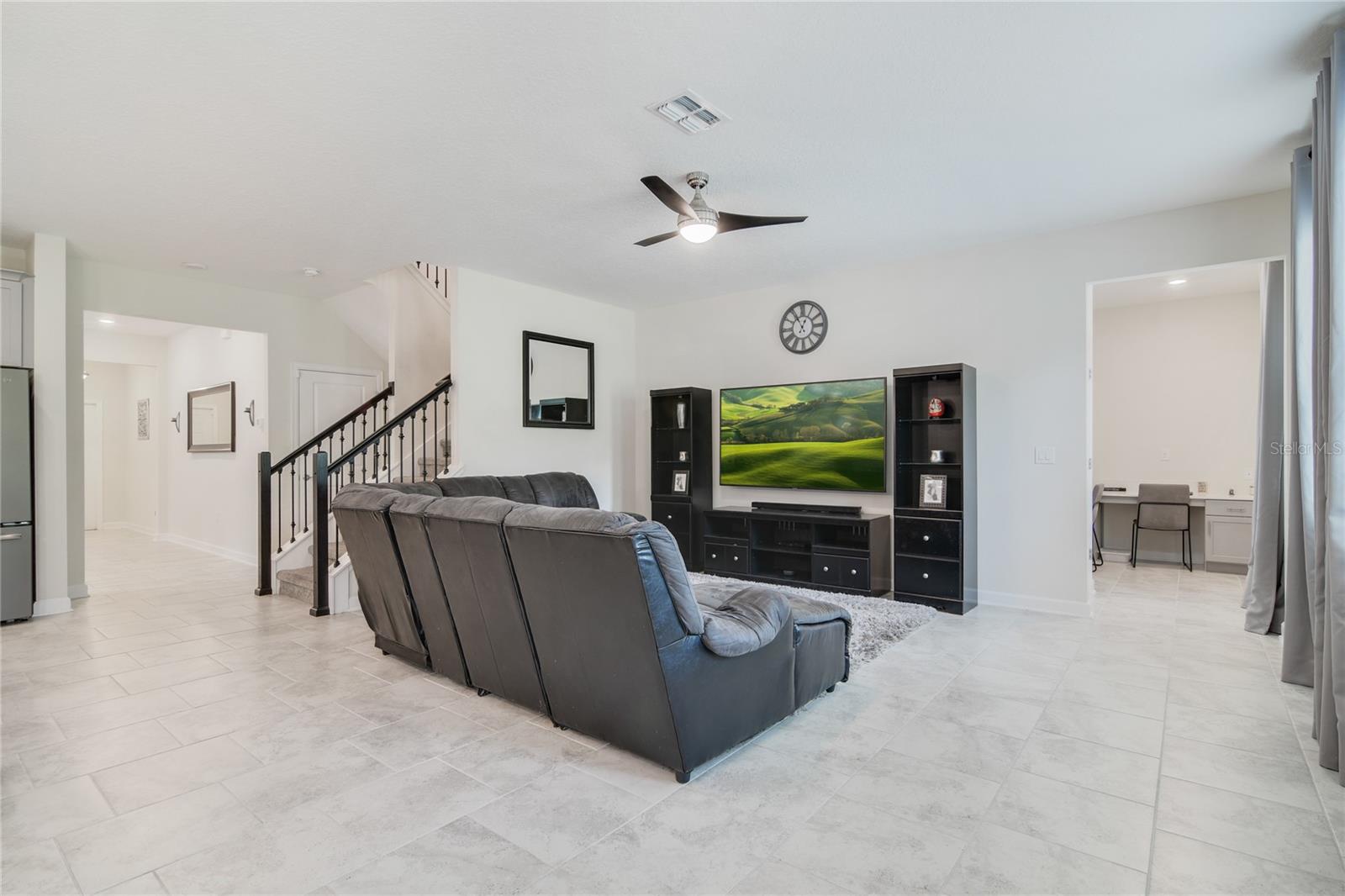 512 WESTCHESTER CT