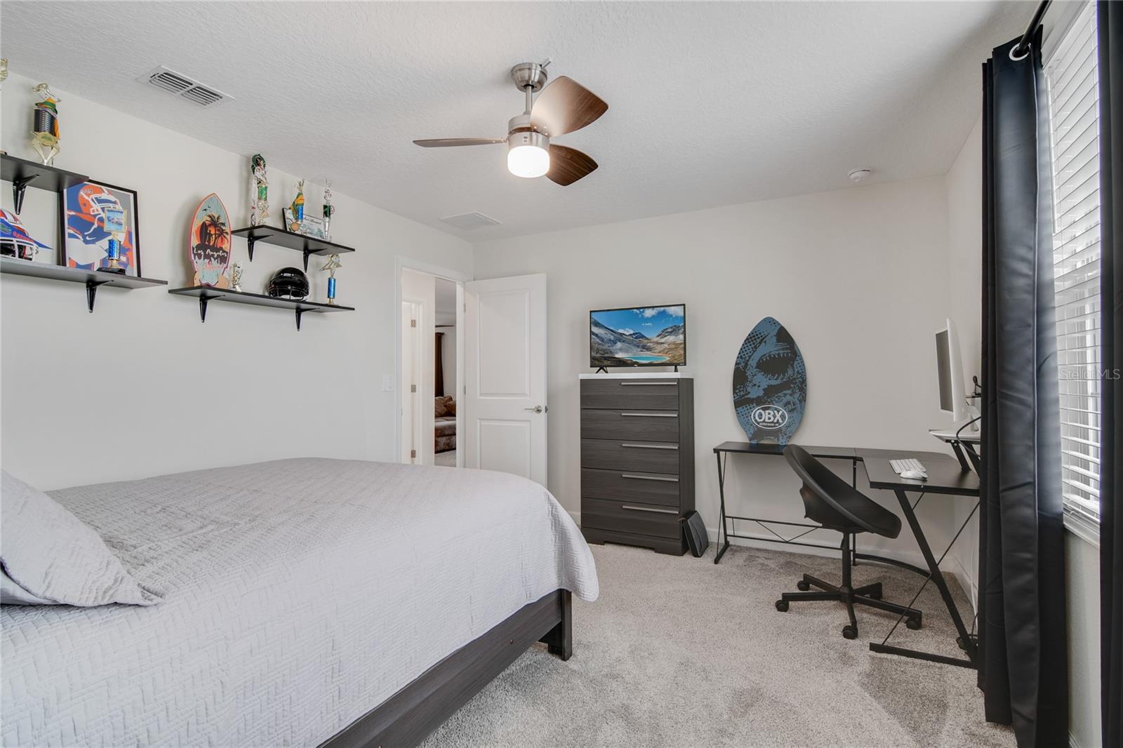 512 WESTCHESTER CT