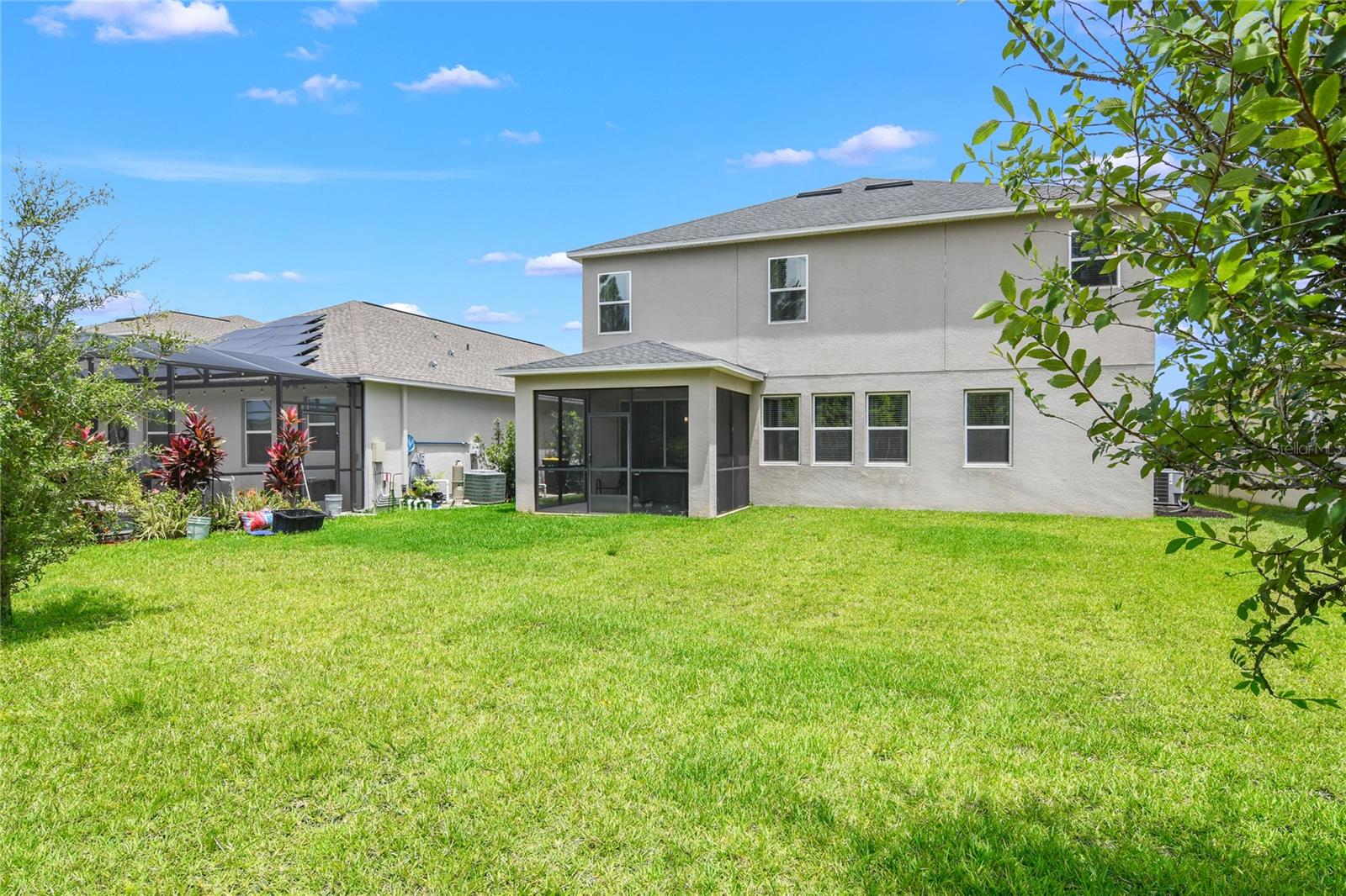 512 WESTCHESTER CT