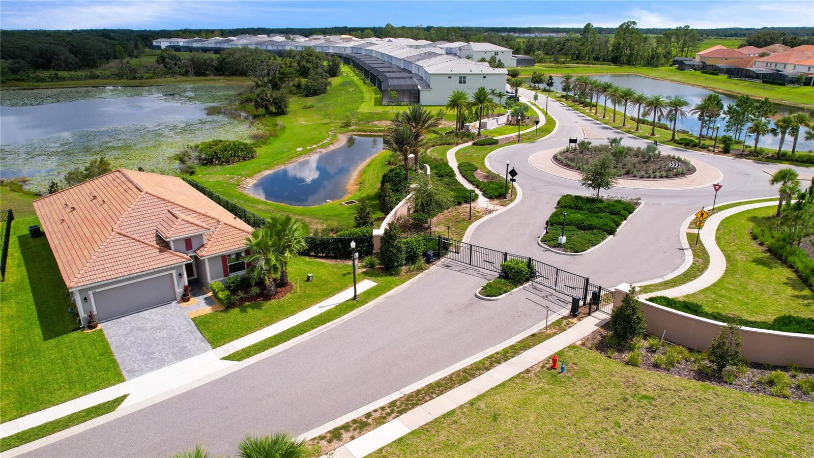 1644 OAK BLOSSOM DR