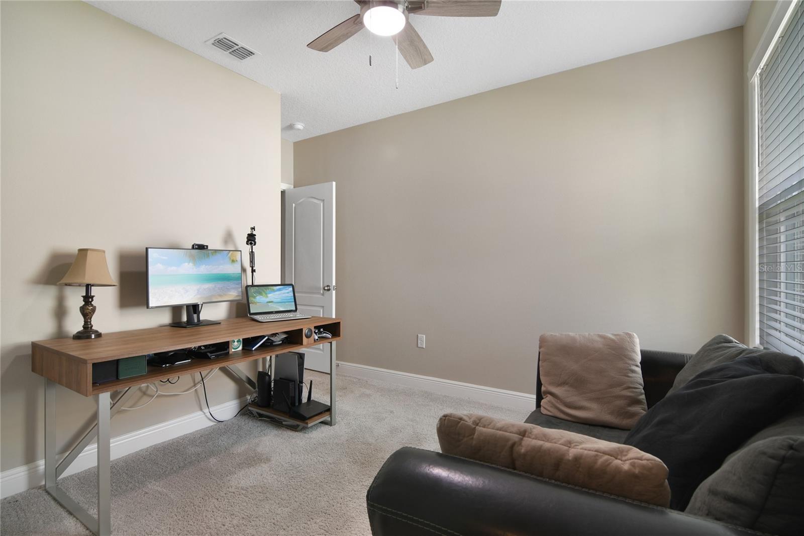 1644 OAK BLOSSOM DR