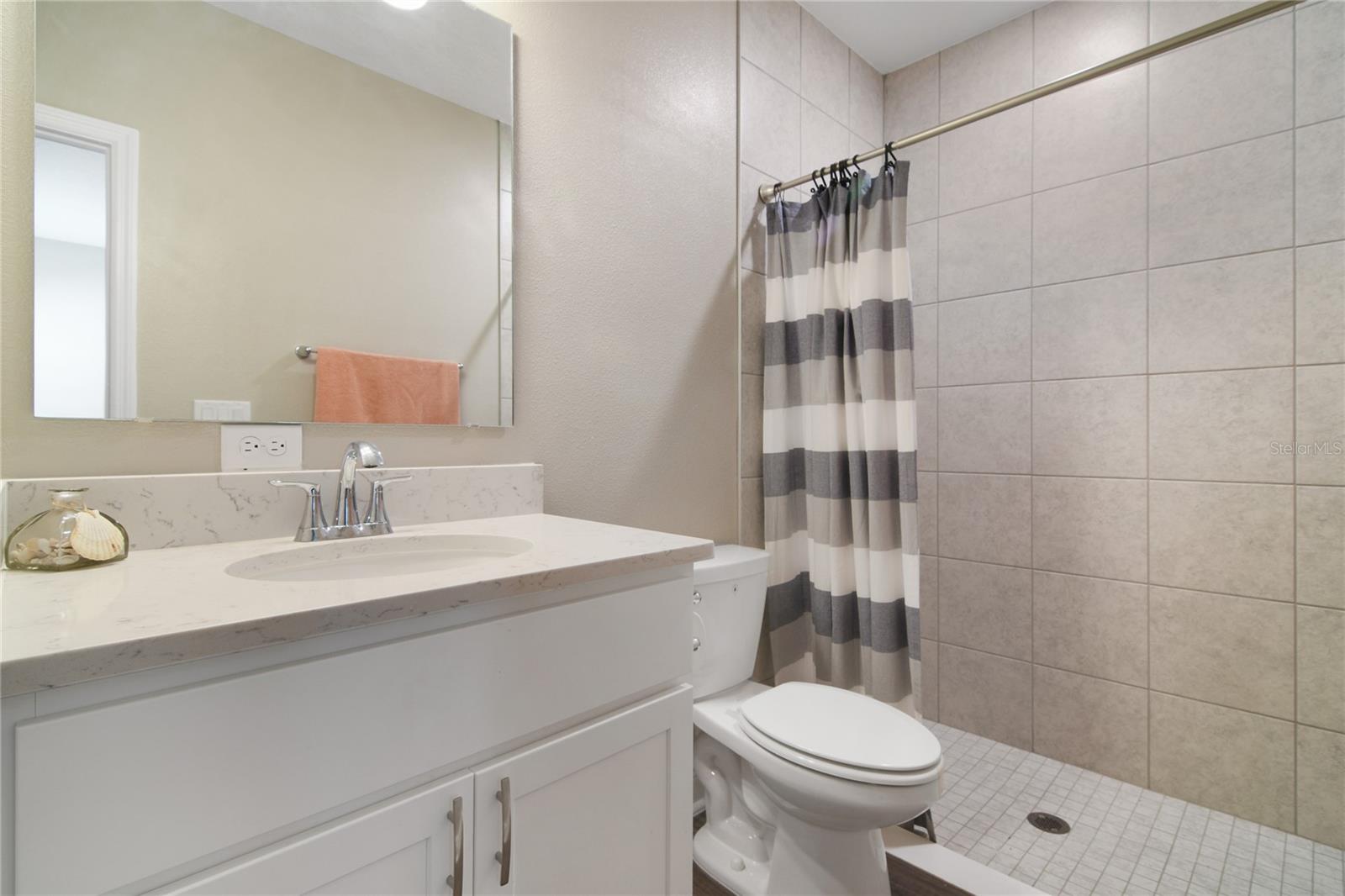 1644 OAK BLOSSOM DR