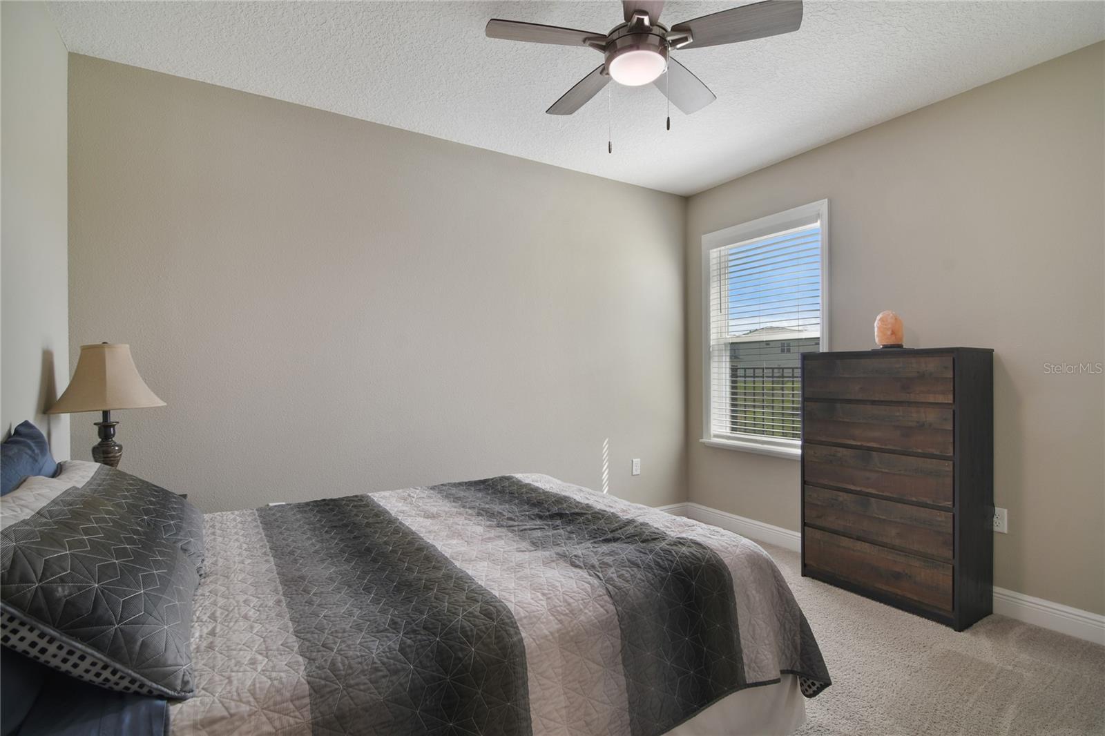 1644 OAK BLOSSOM DR