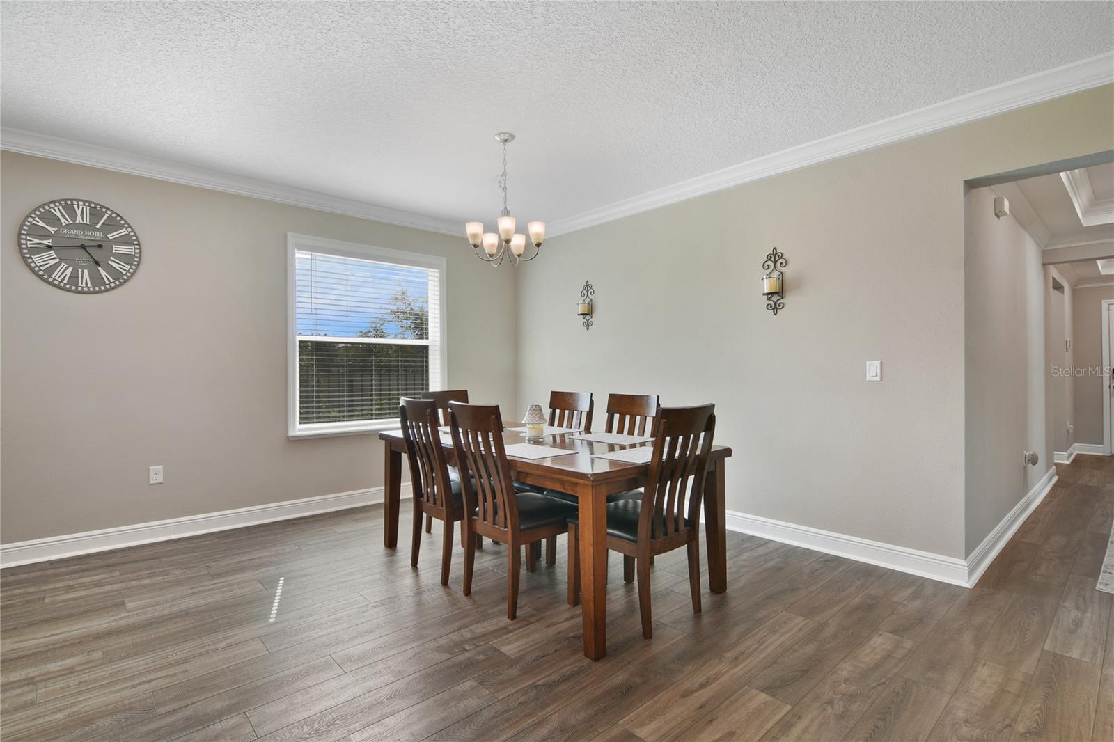 1644 OAK BLOSSOM DR