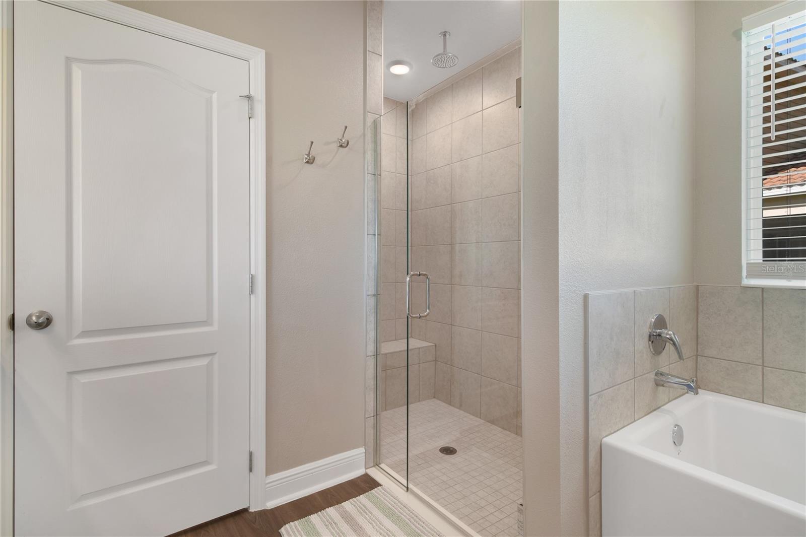 1644 OAK BLOSSOM DR