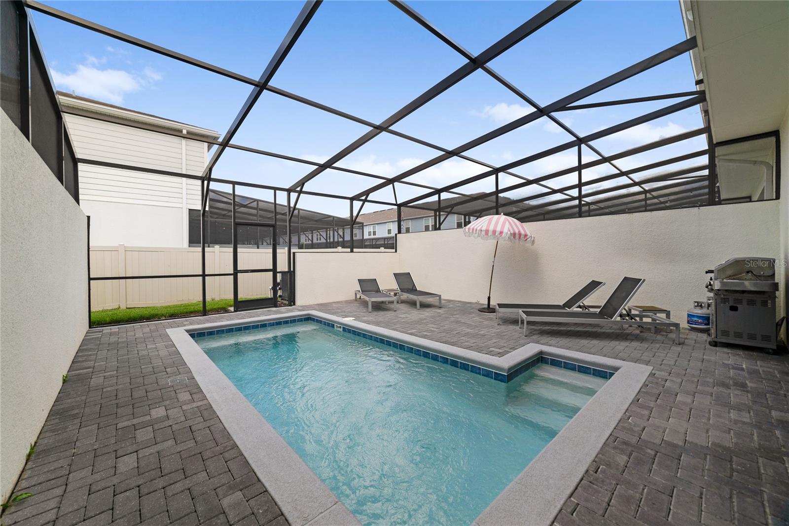 612 JASMINE LN
