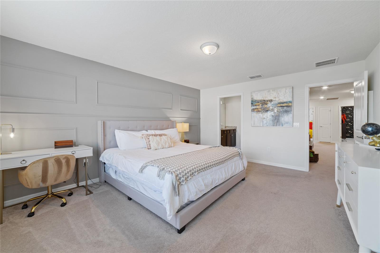 612 JASMINE LN