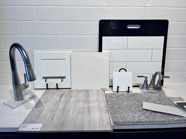 228 HILLTOP BLOOM LOOP