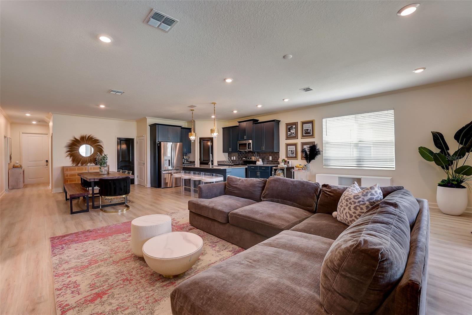 2955 CAMDEN WAY