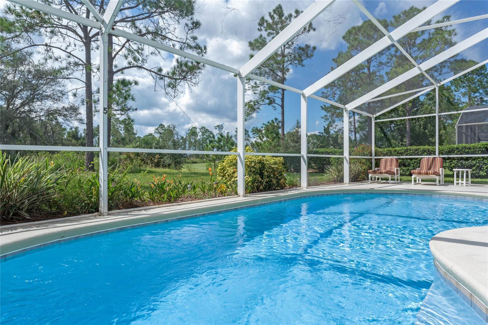 705 TROON CIR
