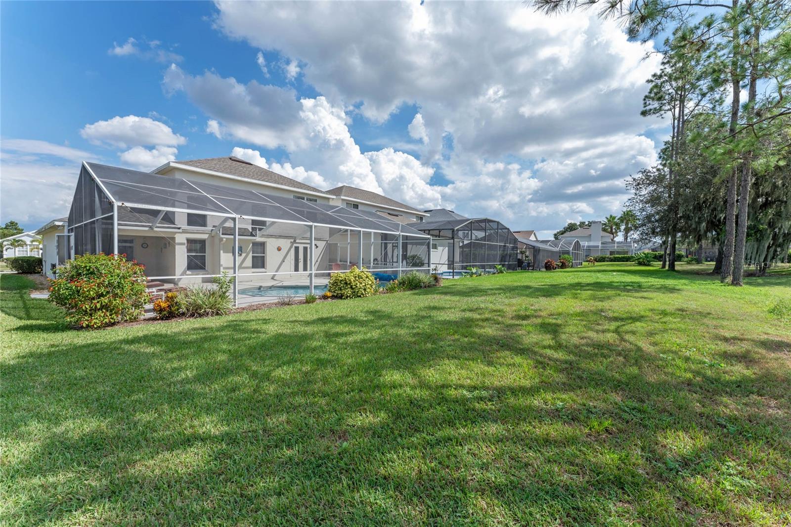 705 TROON CIR