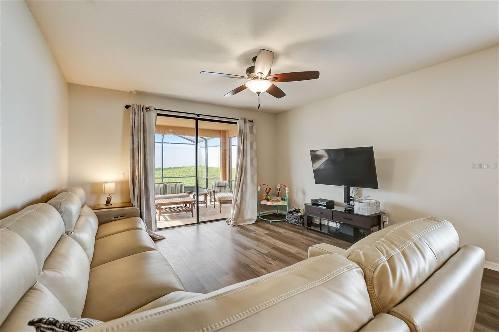401 SAVANNAH PRESERVE LOOP