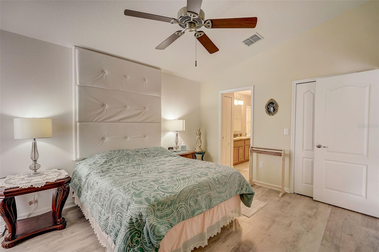 599 FAIRHAVEN DR
