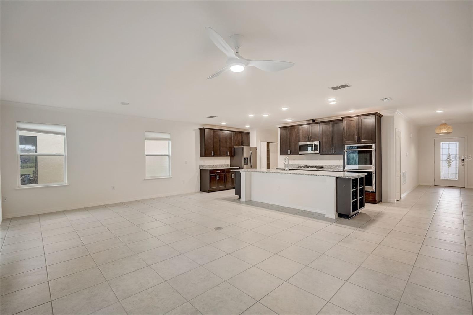 1119 OAK BLUFF DR