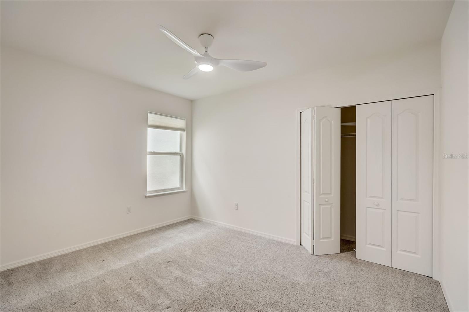 1119 OAK BLUFF DR