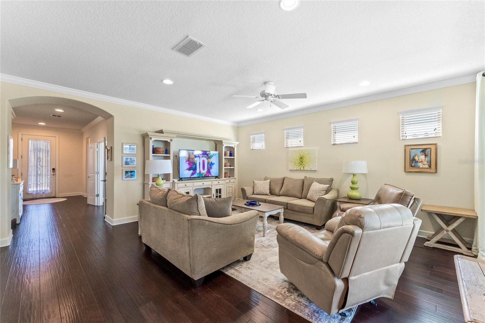 317 ALICANTE CT