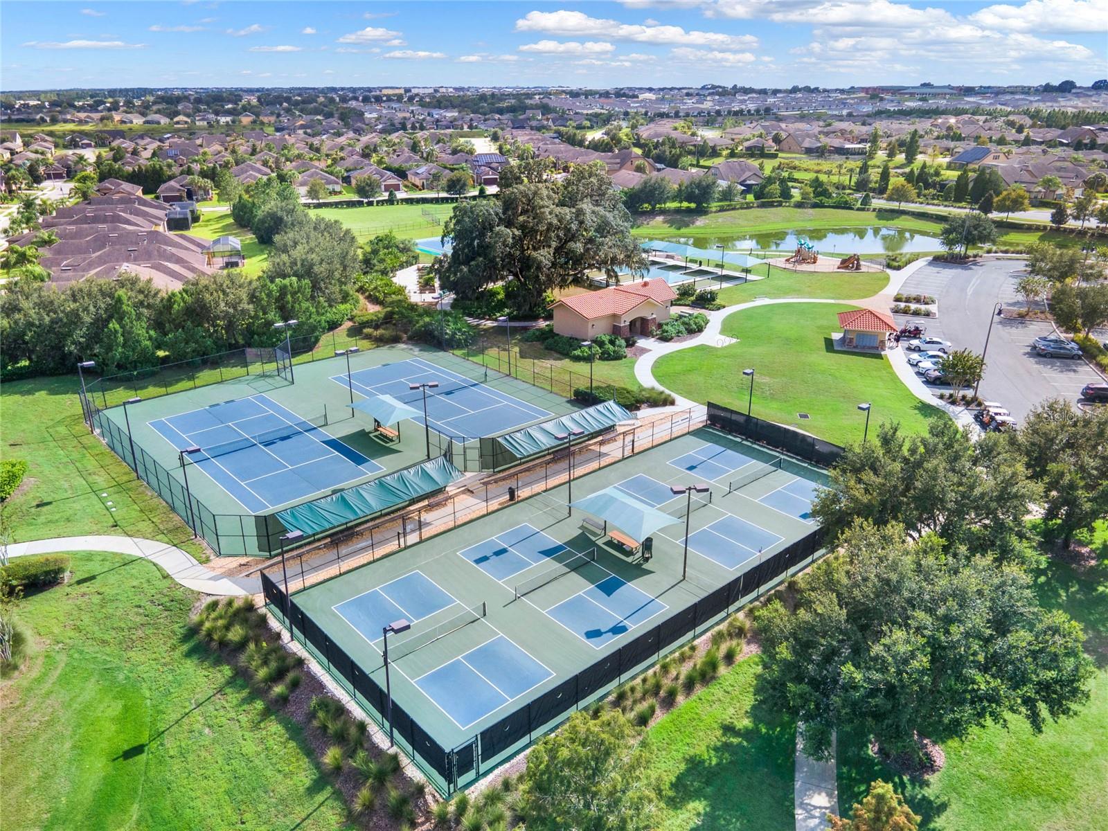 317 ALICANTE CT