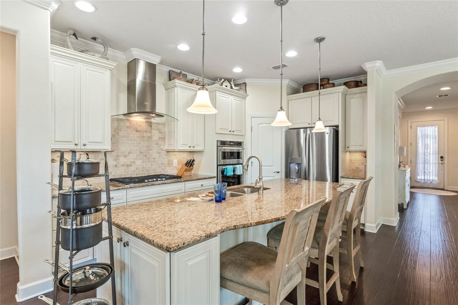 317 ALICANTE CT