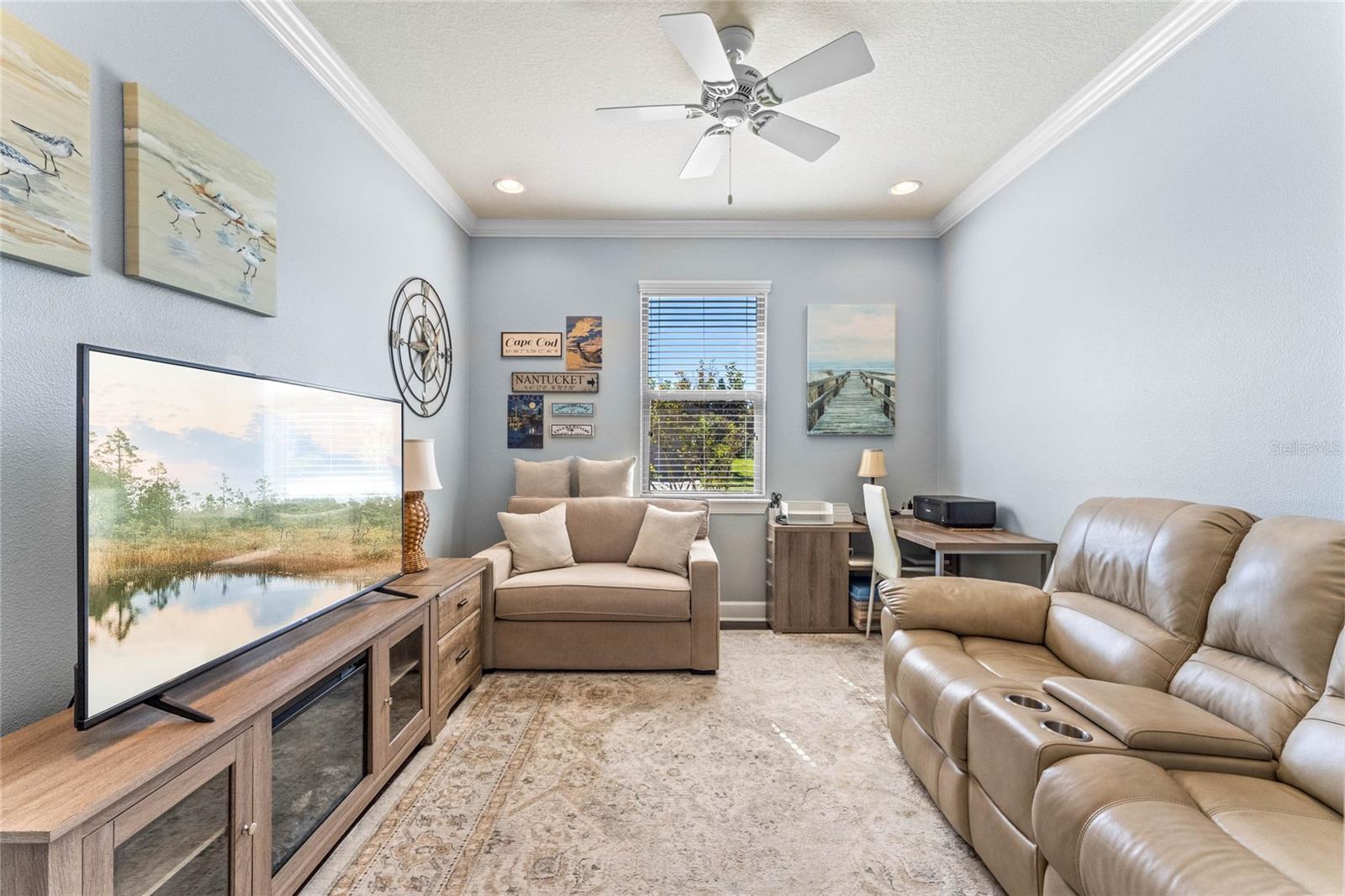 317 ALICANTE CT
