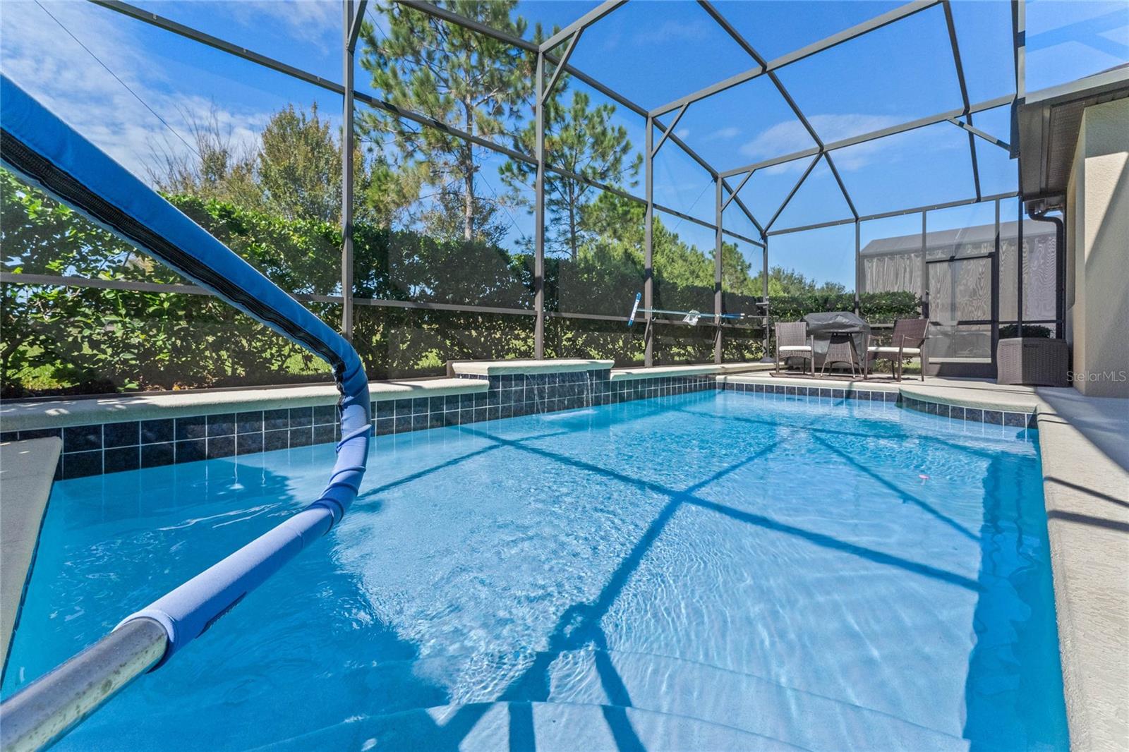 317 ALICANTE CT