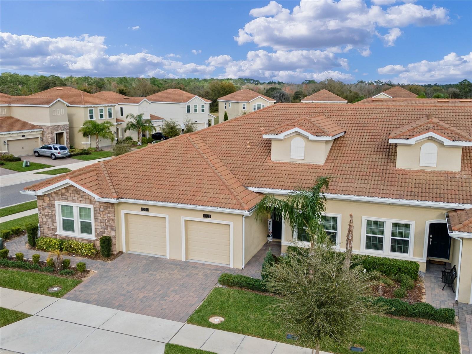 1053 QUAKER RIDGE LN