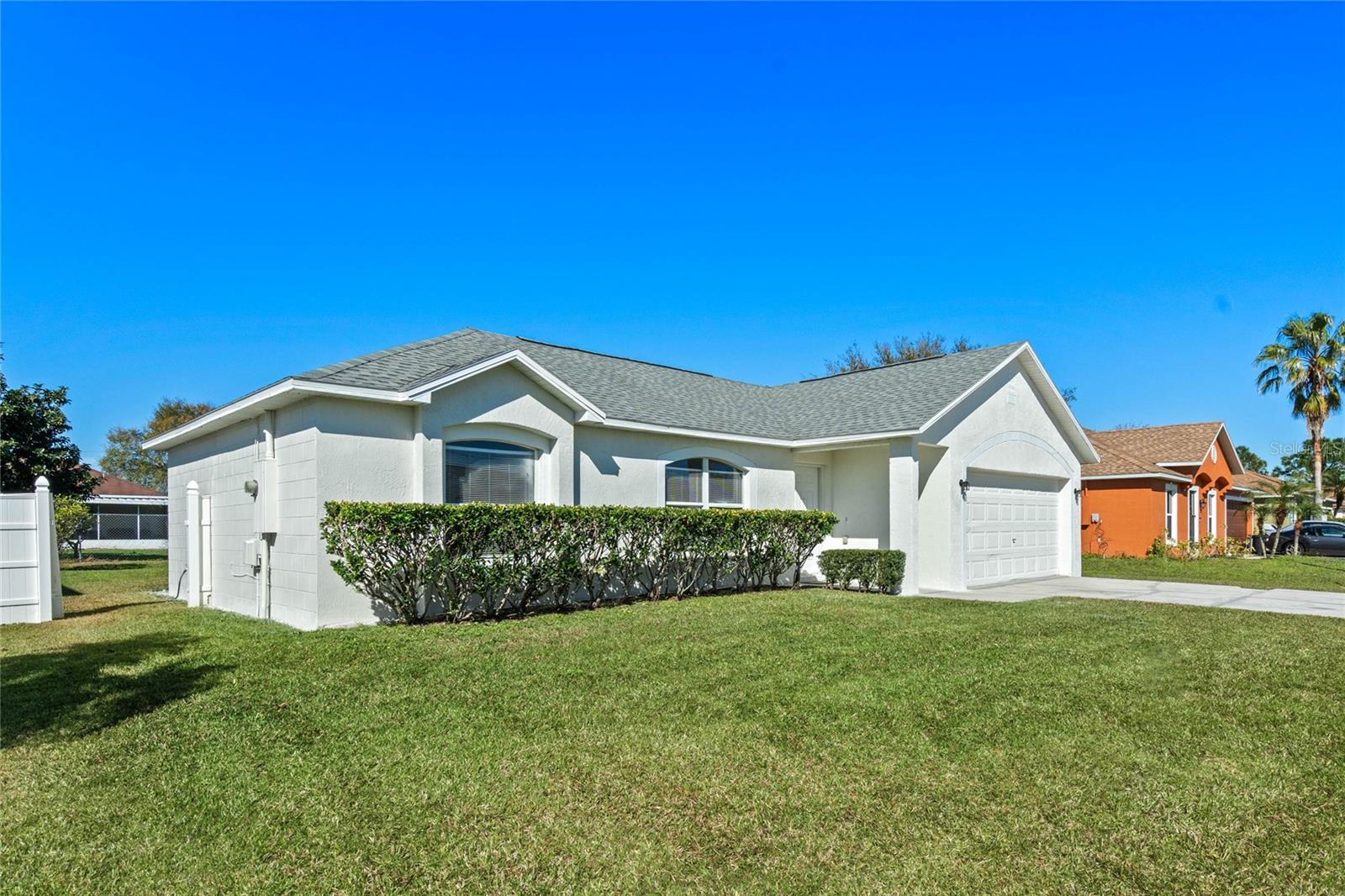 678 BASINGSTOKE CT