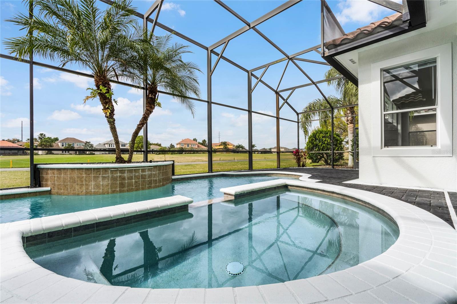 2345 PINEHURST CT