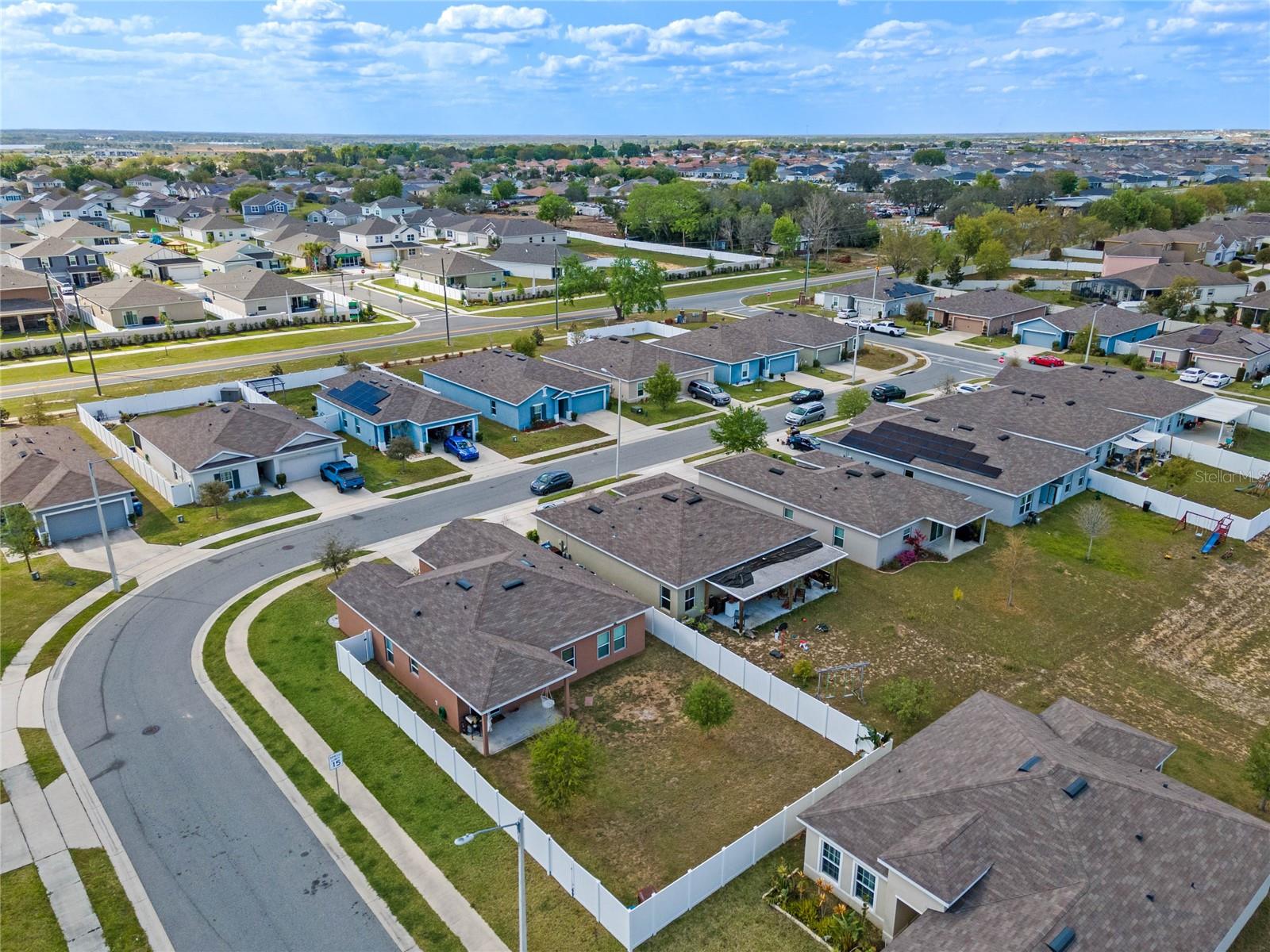 407 ROOKS LOOP