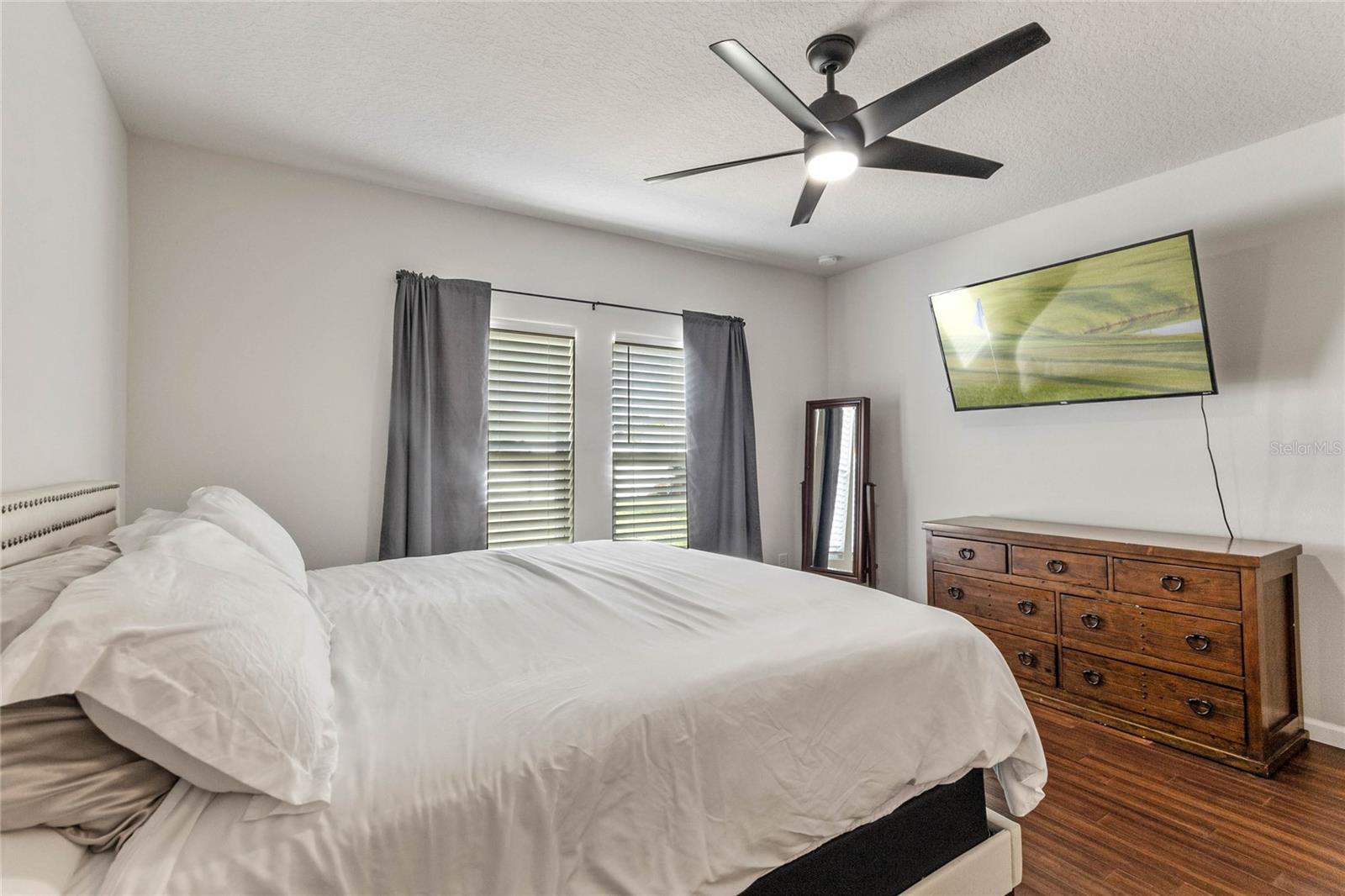 407 ROOKS LOOP