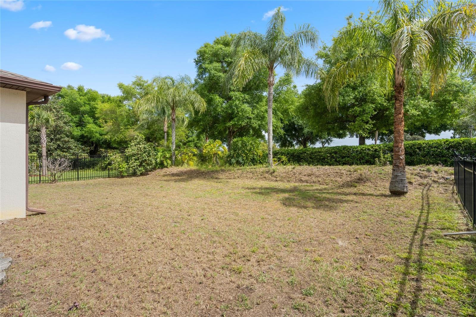 549 GUNSTON CT