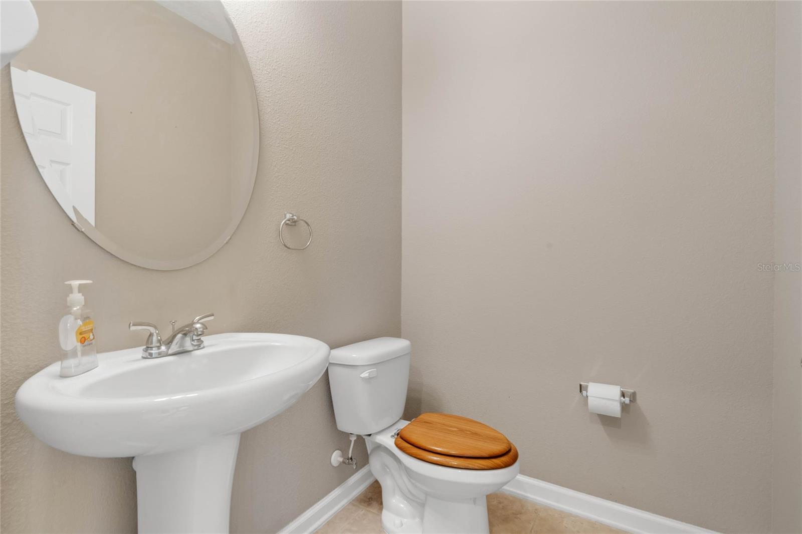 549 GUNSTON CT